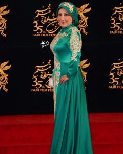 بهنوش بختیاری با لباس جنجالی در جشنواره فجر از بازیگران زن دهه 50