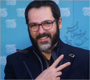تیپ مشکی کوروش تهامی از بازیگران مرد ایرانی بالای 40 سال در جشنواره فجر