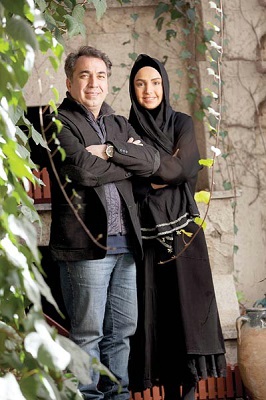 سیامک انصاری و همسرش با لباس مشکی 