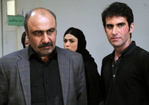 رضا عطاران و آزاده صمدی و هوتن شکیبا در فیلم طبقه هساث