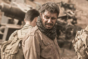 جواد عزتی در فیلم تنگه ابوقریب