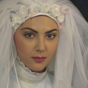 لاله اسکندری با لباس عروس در فیلم در چشم باد