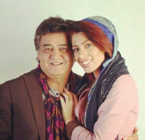 رضا رویگری در کنار همسرش
