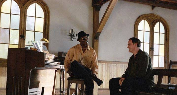 ساموئل ال.جکسون در کنار کوئنتین تارانتینو در پشت صحنه فیلم «بیل را بکش ۲»