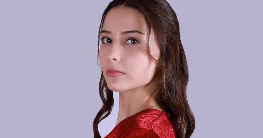 الچین زهرا ایرم در نقش هجران