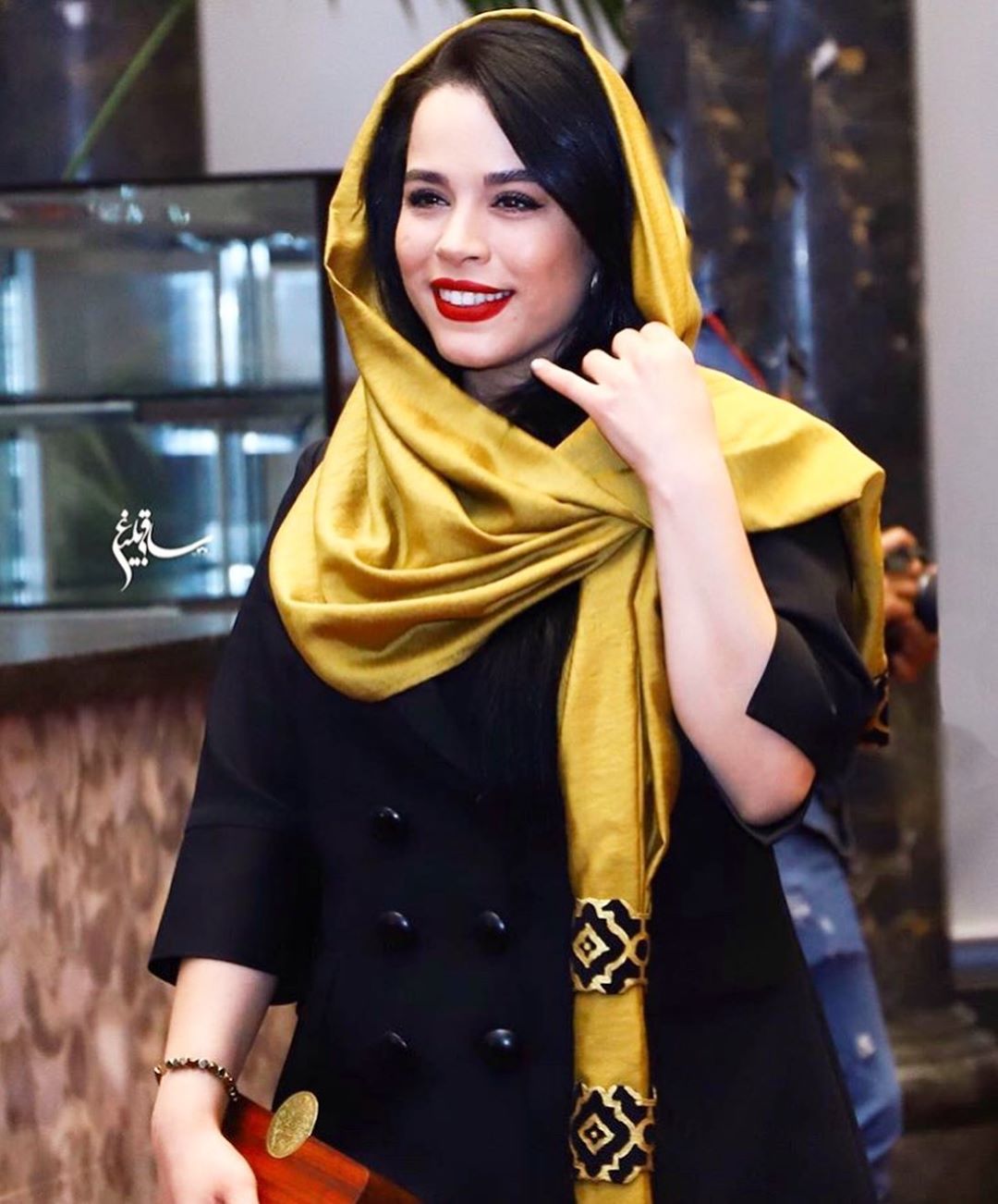 ملیکا شریفی نیا عزادار