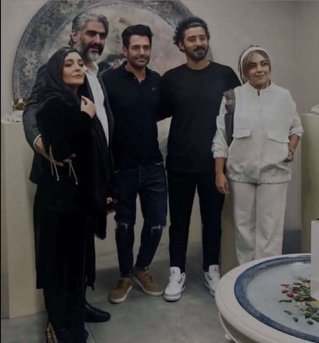 محمدرضا گلزار در افتتاحیه سالن زیبایی ساره بیات