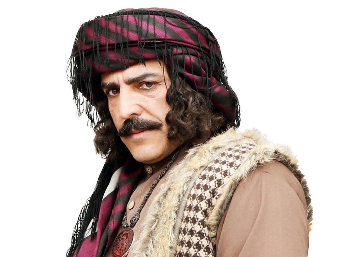 فرشید گویلی در نقش سنجر خان